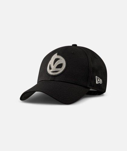 8L0120MNNBLK_VESPA_LIFESTYLE_WEARING ACCESSORIES_BLACK_OS_FRONT_3480_4560.jpg